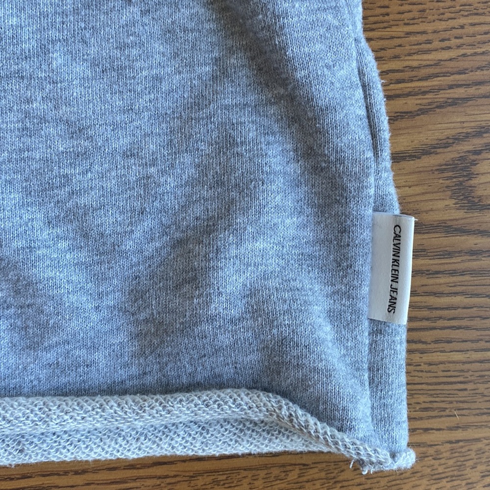 Calvin Klein crop hoodie - Picture 6 of 6